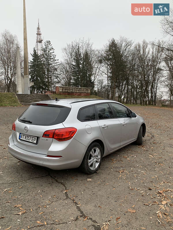 Универсал Opel Astra 2013 в Калуше фото 7 Универсал Opel Astra 2013 в Калуше
