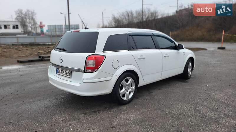 Універсал Opel Astra 2010 в Полтаві фото 13 Універсал Opel Astra 2010 в Полтаві
