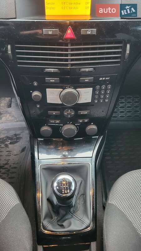 Універсал Opel Astra 2010 в Полтаві фото 37 Універсал Opel Astra 2010 в Полтаві