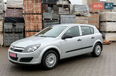 Хэтчбек Opel Astra 2004 в Виннице