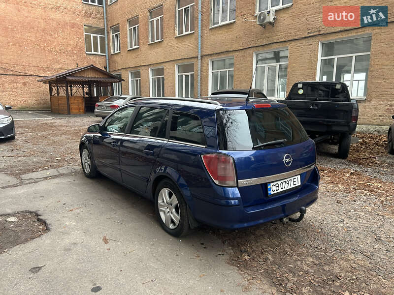 Універсал Opel Astra 2005 в Києві