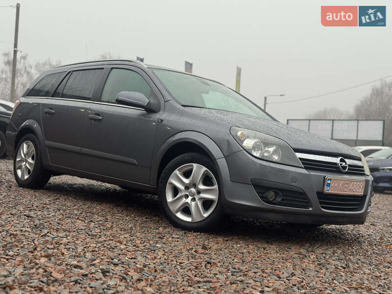 Універсал Opel Astra 2006 в Лубнах
