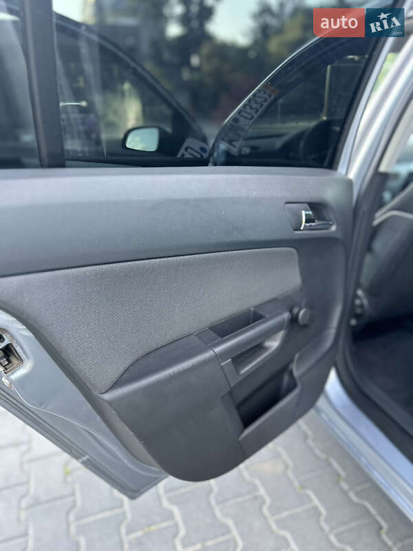 Універсал Opel Astra 2005 в Золочеві фото 38 Універсал Opel Astra 2005 в Золочеві