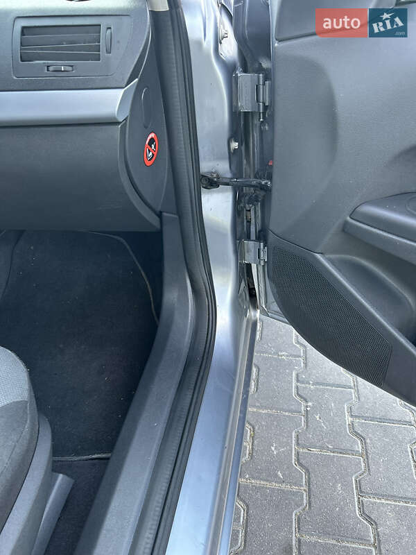 Універсал Opel Astra 2005 в Золочеві фото 50 Універсал Opel Astra 2005 в Золочеві