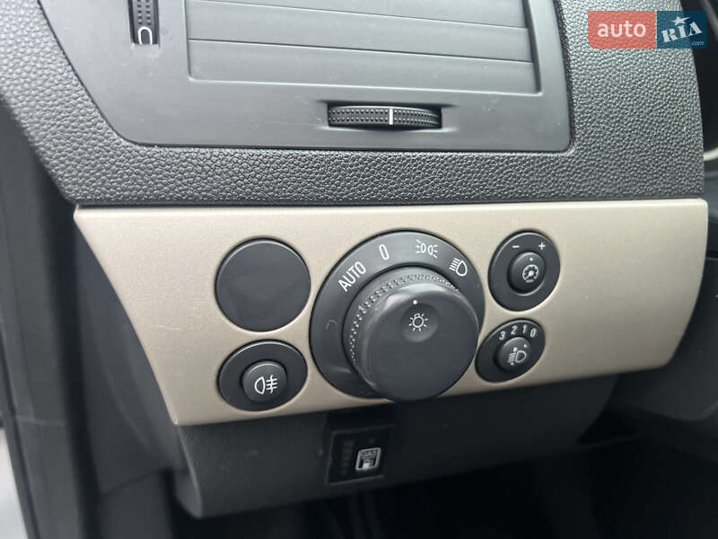 Універсал Opel Astra 2007 в Івано-Франківську