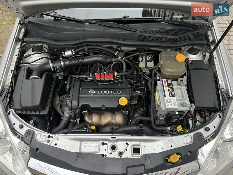 Універсал Opel Astra 2007 в Івано-Франківську