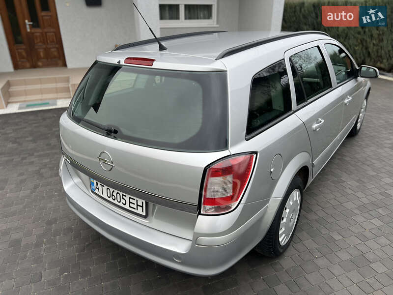 Універсал Opel Astra 2007 в Івано-Франківську