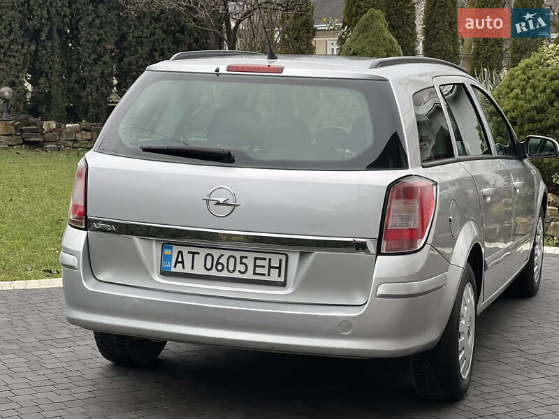 Універсал Opel Astra 2007 в Івано-Франківську