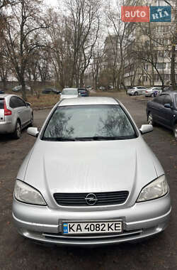 Хэтчбек Opel Astra 2001 в Киеве