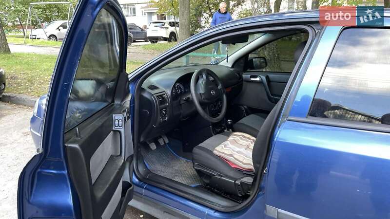 Седан Opel Astra 2008 в Львове