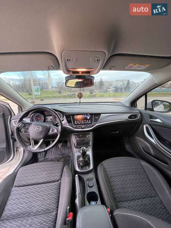 Универсал Opel Astra 2019 в Лановцах