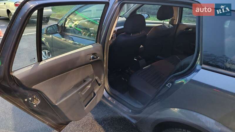 Универсал Opel Astra 2009 в Могилев-Подольске фото 4 Универсал Opel Astra 2009 в Могилев-Подольске