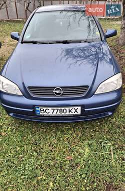Хетчбек Opel Astra 2002 в Городку