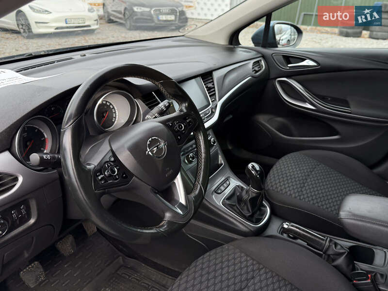 Универсал Opel Astra 2016 в Виннице