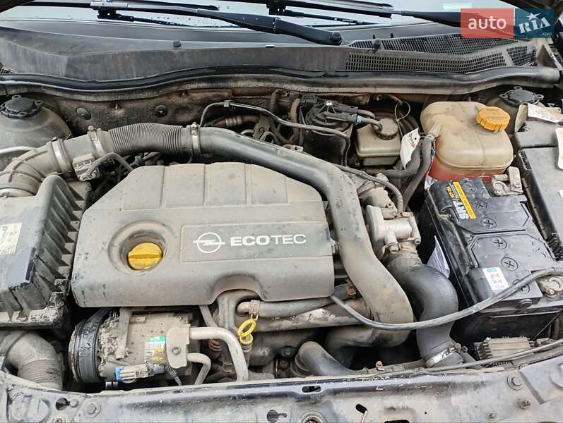 Универсал Opel Astra 2007 в Новой Ушице