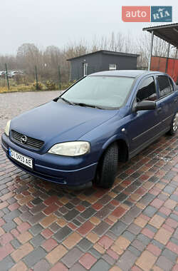 Седан Opel Astra 2004 в Борисполі