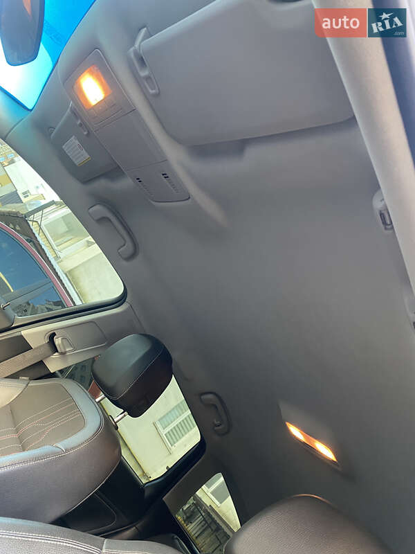 Універсал Opel Astra 2012 в Тернополі