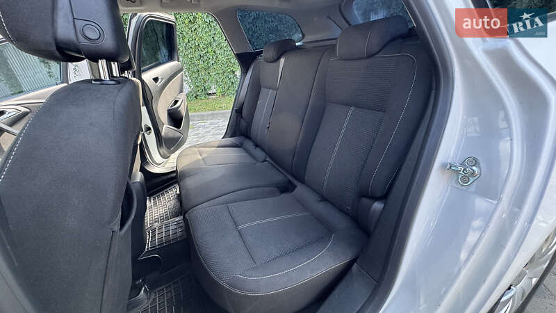 Универсал Opel Astra 2014 в Ивано-Франковске