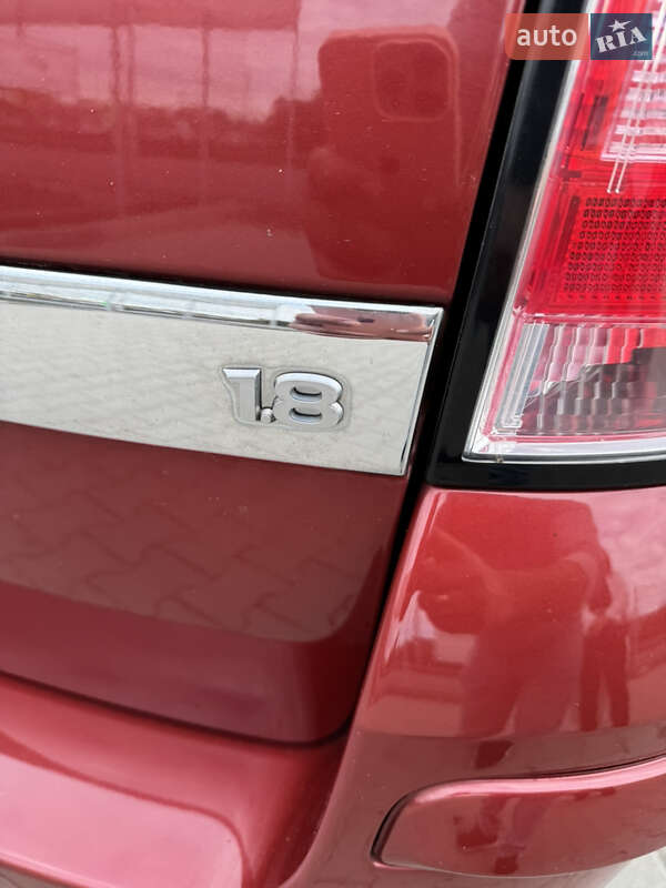 Універсал Opel Astra 2006 в Нововолинську