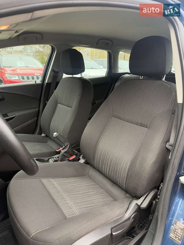 Универсал Opel Astra 2011 в Сумах