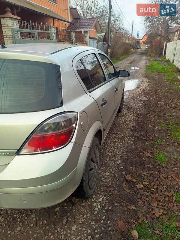 Хэтчбек Opel Astra 2009 в Киеве фото 3 Хэтчбек Opel Astra 2009 в Киеве
