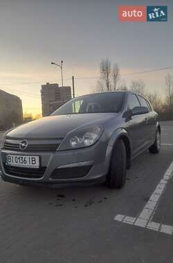 Хетчбек Opel Astra 2004 в Лохвиці