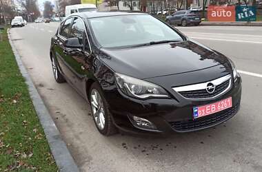 Хетчбек Opel Astra 2011 в Чернігові