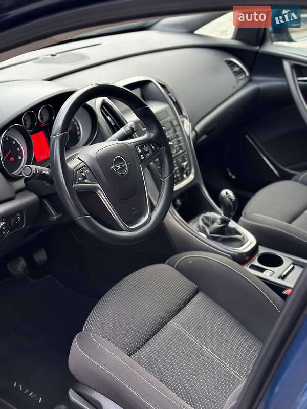 Хэтчбек Opel Astra 2011 в Луцке фото 24 Хэтчбек Opel Astra 2011 в Луцке