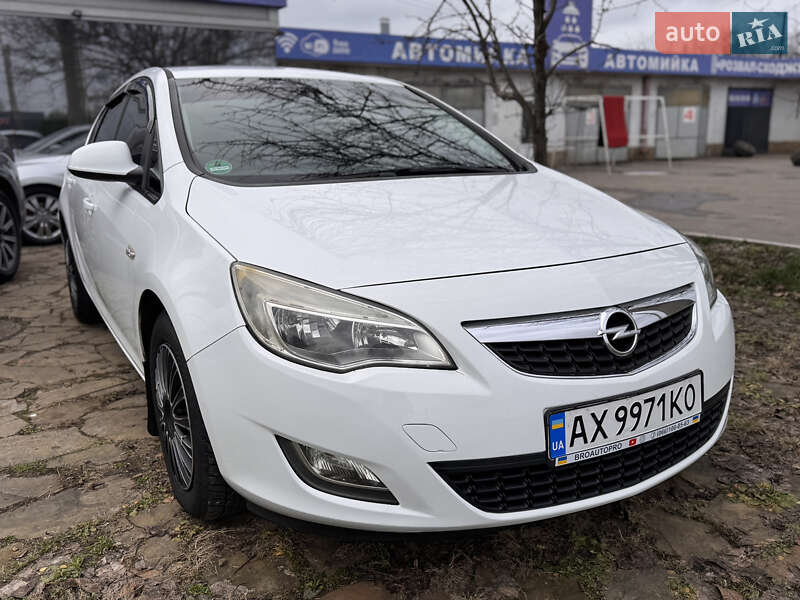Хэтчбек Opel Astra 2009 в Харькове фото 4 Хэтчбек Opel Astra 2009 в Харькове