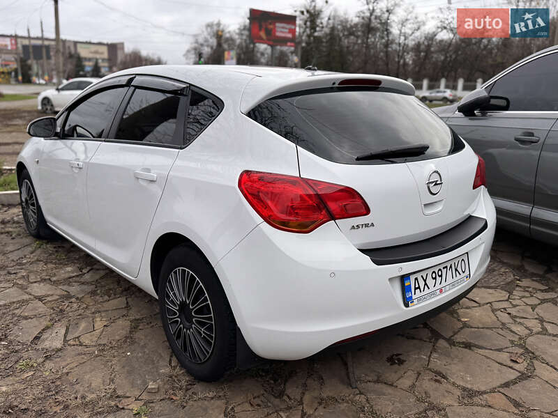 Хэтчбек Opel Astra 2009 в Харькове фото 8 Хэтчбек Opel Astra 2009 в Харькове