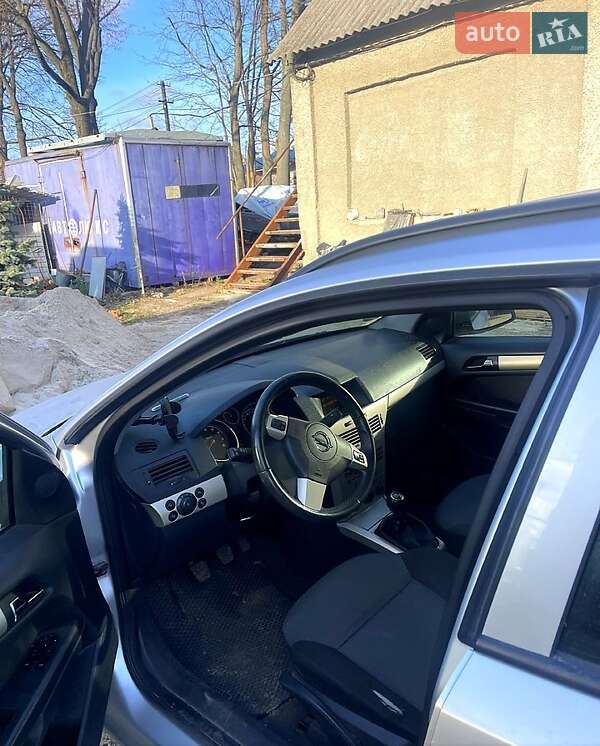 Opel Astra 2008 Opel Astra 2008