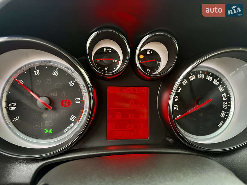 Универсал Opel Astra 2014 в Ровно фото 20 Универсал Opel Astra 2014 в Ровно