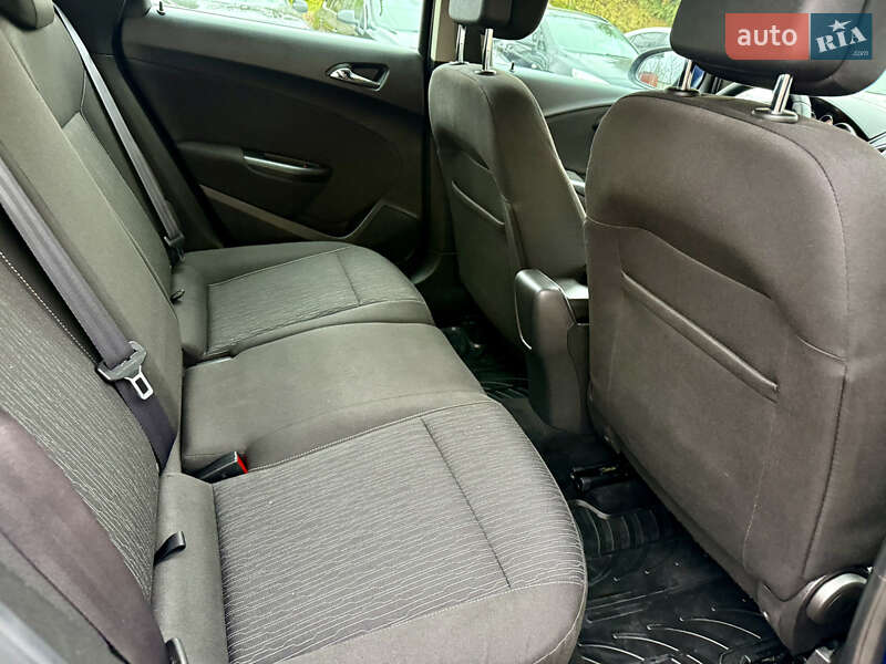 Универсал Opel Astra 2014 в Ровно фото 27 Универсал Opel Astra 2014 в Ровно