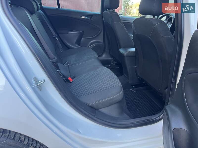 Універсал Opel Astra 2017 в Чорткові фото 12 Універсал Opel Astra 2017 в Чорткові