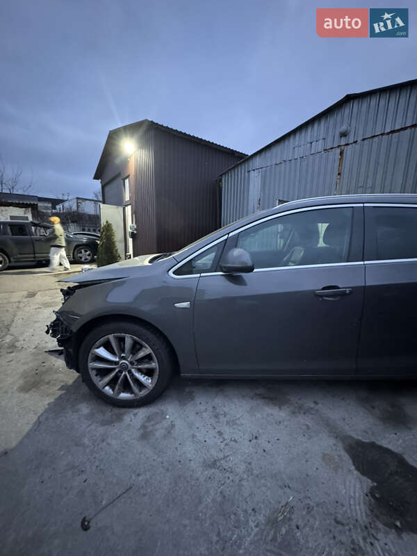 Универсал Opel Astra 2012 в Киеве фото 3 Универсал Opel Astra 2012 в Киеве