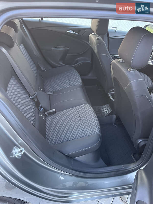 Универсал Opel Astra 2017 в Богородчанах фото 36 Универсал Opel Astra 2017 в Богородчанах