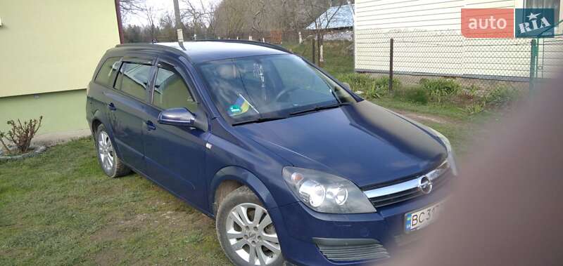 Универсал Opel Astra 2005 в Львове