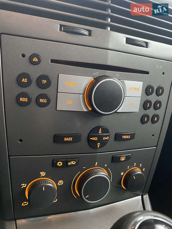 Универсал Opel Astra 2006 в Ровно фото 26 Универсал Opel Astra 2006 в Ровно