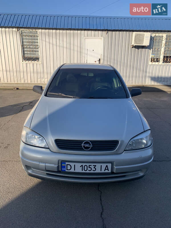 Opel Astra 2005