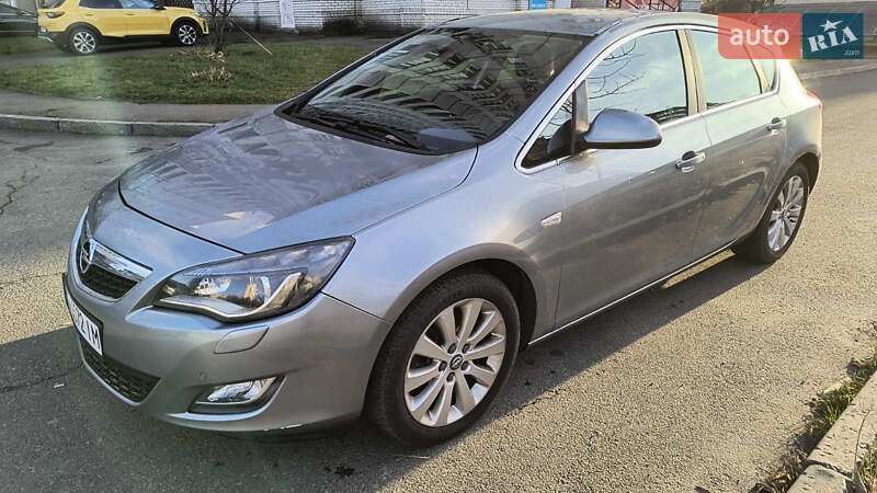 Хэтчбек Opel Astra 2010 в Киеве фото 4 Хэтчбек Opel Astra 2010 в Киеве