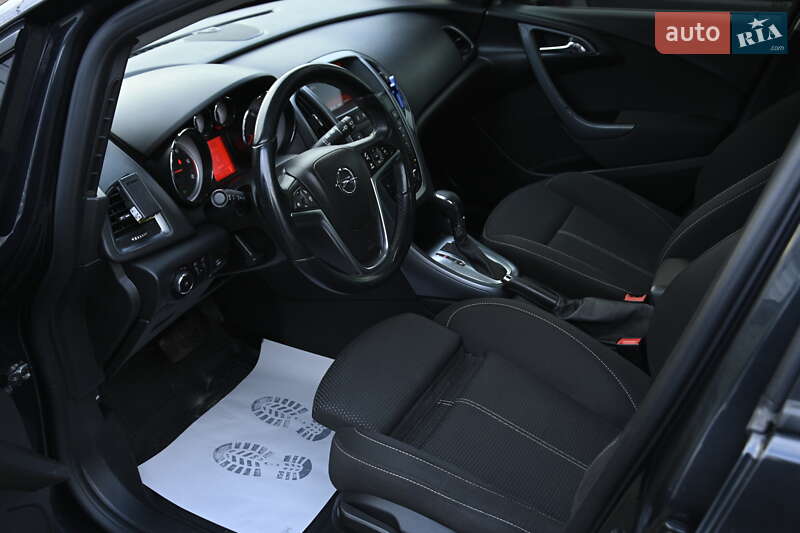 Универсал Opel Astra 2014 в Бердичеве фото 15 Универсал Opel Astra 2014 в Бердичеве