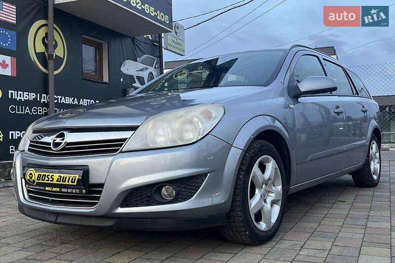 Універсал Opel Astra 2008 в Стрию