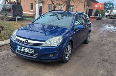 Универсал Opel Astra 2008 в Житомире