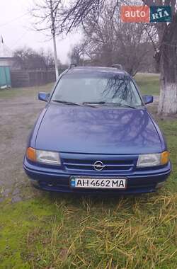 Універсал Opel Astra 1993 в Катюжанці