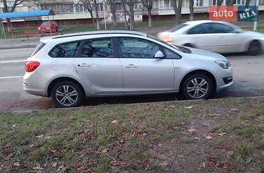 Универсал Opel Astra 2013 в Киеве