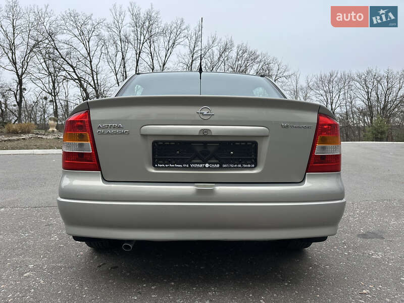 Седан Opel Astra 2008 в Червоному Донце фото 5 Седан Opel Astra 2008 в Червоному Донце