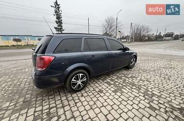 Универсал Opel Astra 2006 в Чемеровцах