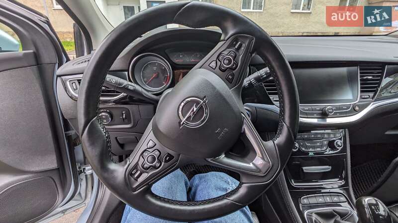 Универсал Opel Astra 2016 в Мукачево