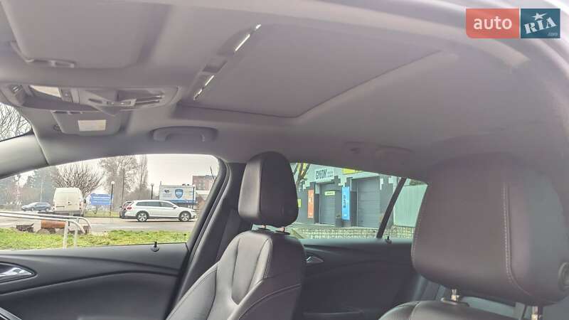 Универсал Opel Astra 2016 в Мукачево