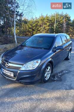 Универсал Opel Astra 2007 в Конотопе